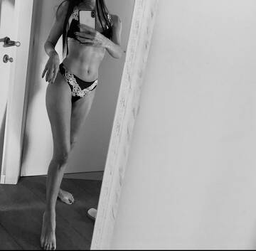 Public Photo of -Emmanuelle__