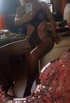 Public Photo of Lovelyandsexy