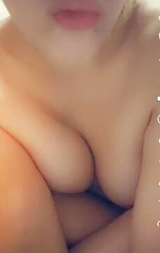 Public Photo of Lady91