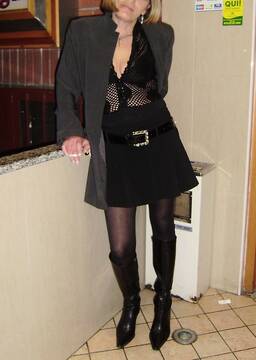 Public Photo of aichaslave