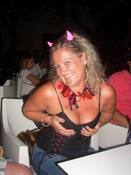 Public Photo of blondie79