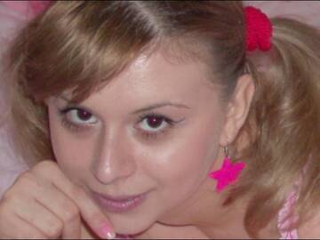 Public Photo of naughtygirl01