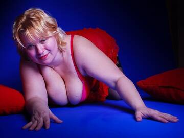 Public Photo of HeavyMilf