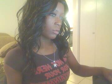 Public Photo of EmeraldLuxury