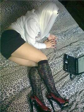 Public Photo of aliceblond